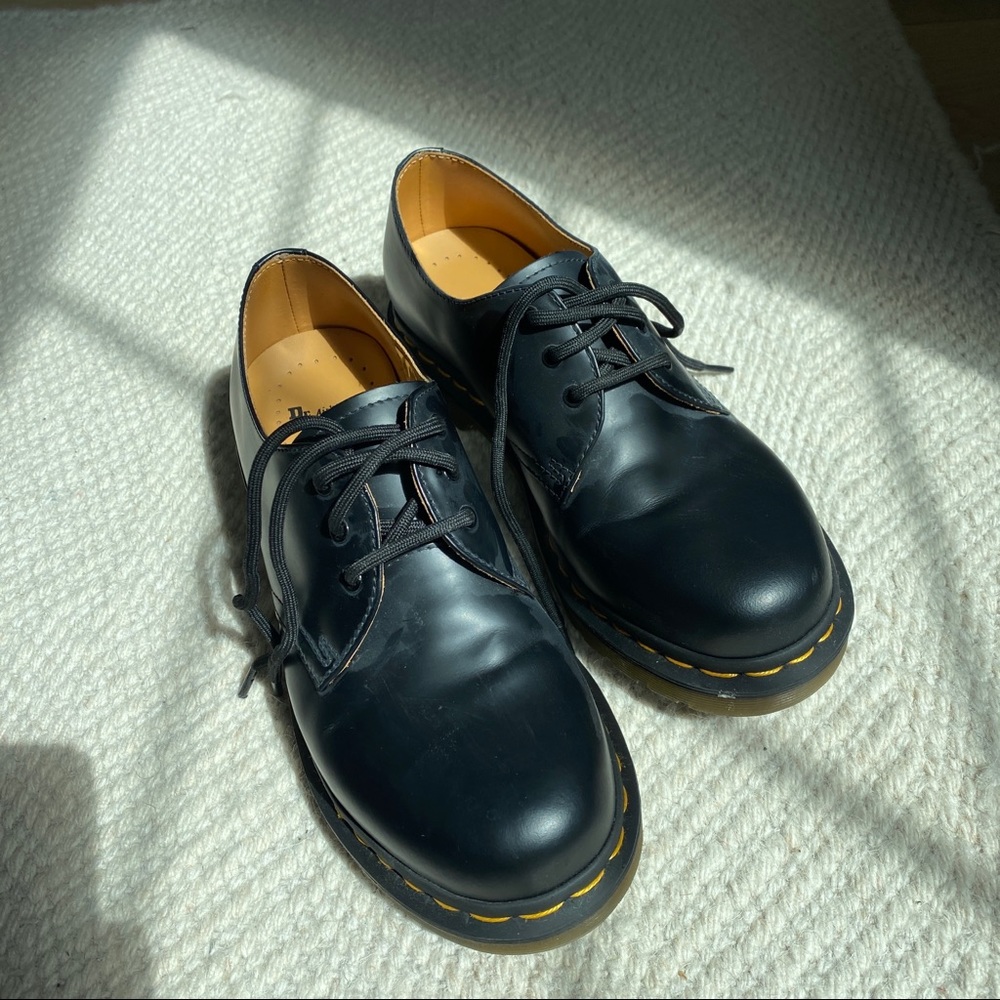 Brand new WOMEN'S SMOOTH LEATHER OXFORD SHOES, US 7, EU 38. Worn a few times